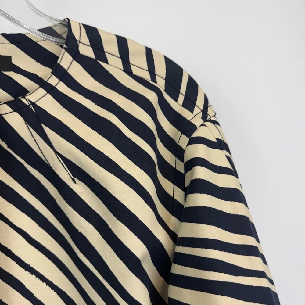 Ann Taylor Womens XS Navy Cream Diagonal Stripe Cropped Jacket Snap Front Pocket